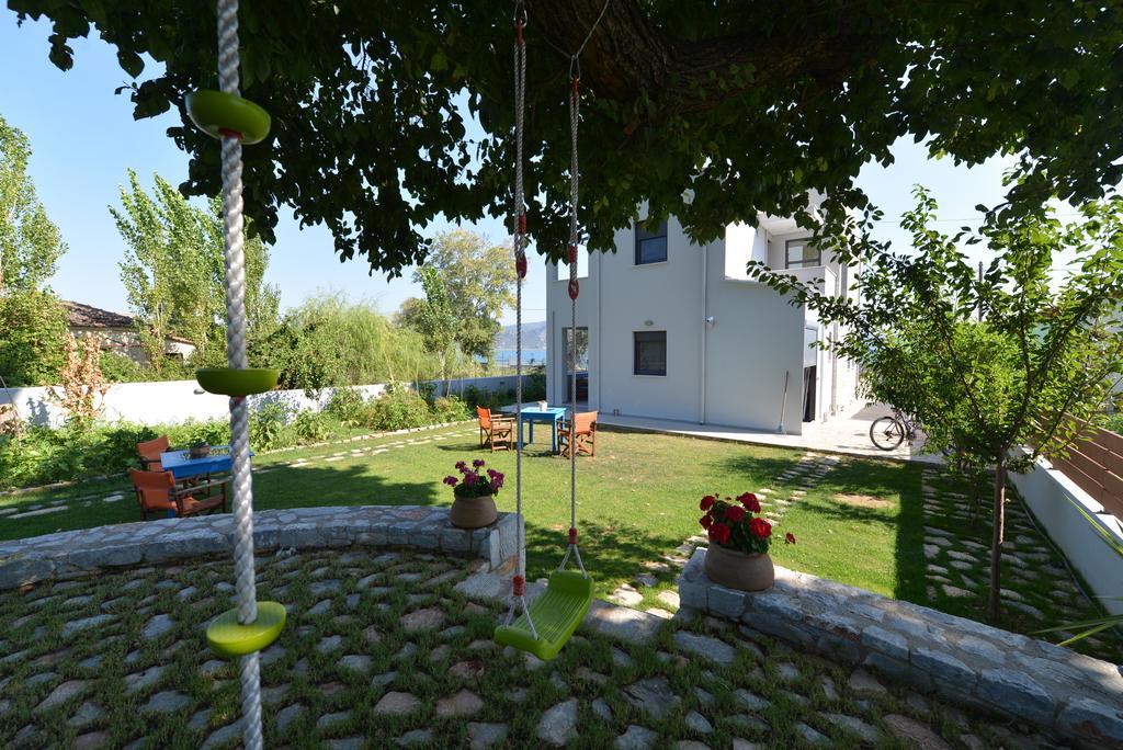 Villa Aggemari Apidias Lakos Værelse billede